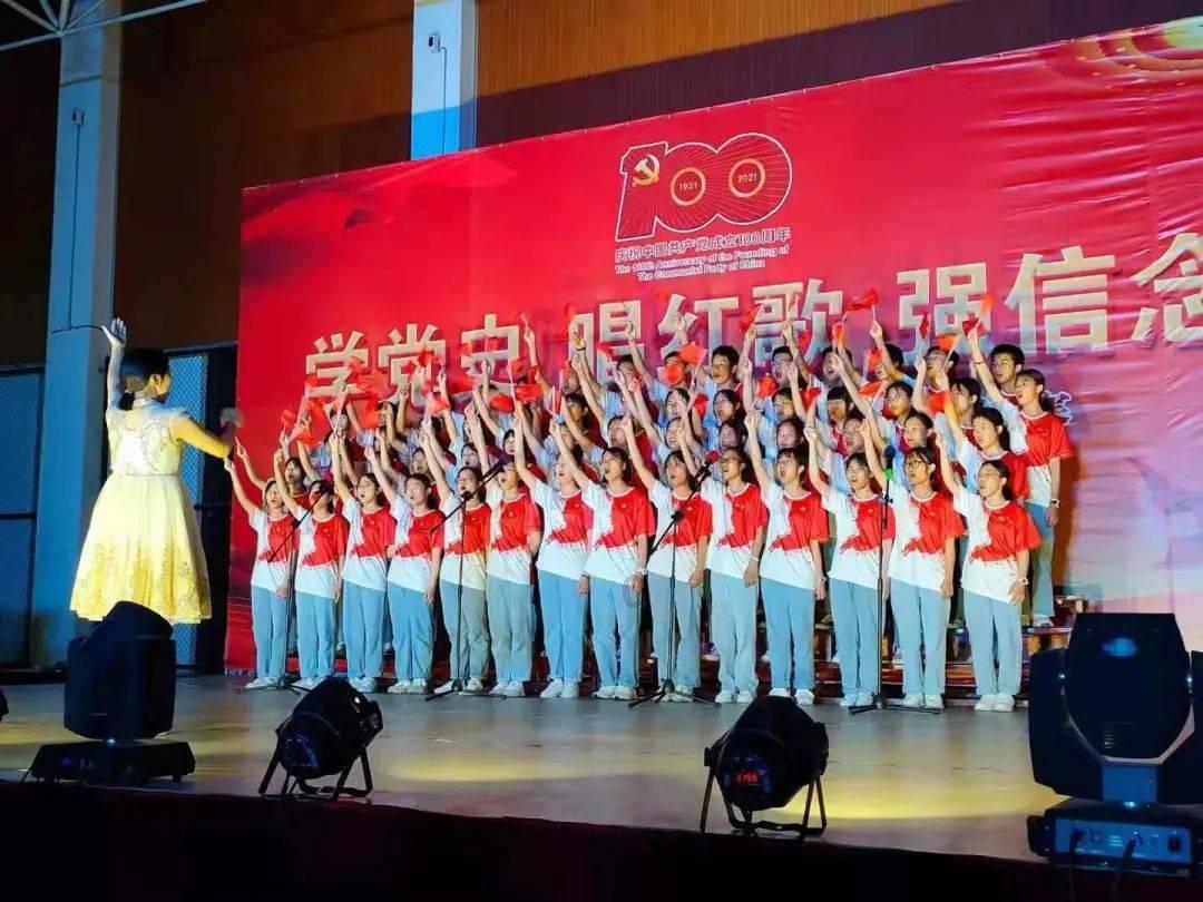 为什么女人谈恋爱会精神空虚?要学会爱自己