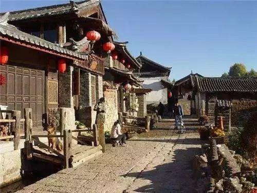 2023年央企实现营收39.8万亿元，战略性新兴产业投资达2.18万亿元