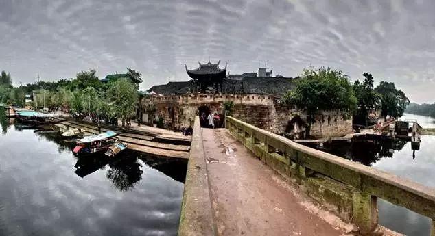 潜行者：普里皮亚季的召唤